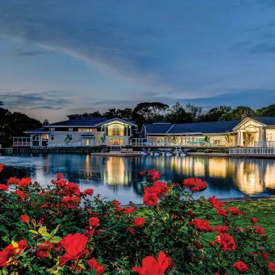 Hilton Vacation Club Beachwoods Kitty Hawk Hotels near Walmart Supercenter