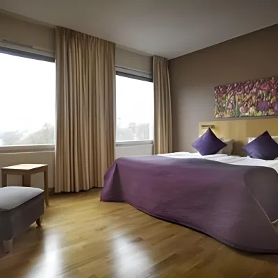 Quality Hotel Park Södertälje City Hotels near Maren