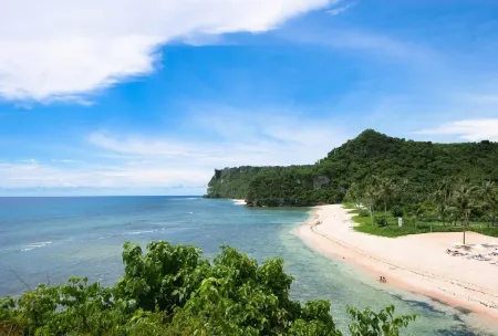 Guam Airport Hotel Отели в г. Чалан Паго