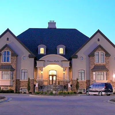 Chateau Avalon 캔자스 스피드웨이 주변 호텔