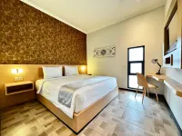 Grand Plaza Boutique Hotel