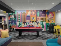 Tru by Hilton Columbus East Broad Hotels near Magic Mountain Fun Center