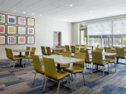 Holiday Inn Express & Suites MADISON WEST - MIDDLETON by IHG ミドルトンのホテル