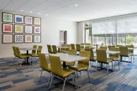 Holiday Inn Express & Suites Madison West - Middleton Hotels in Middleton