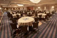 DoubleTree by Hilton Akron Fairlawn Hotels in Akron