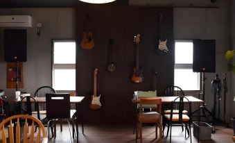 5. B&B Tand..