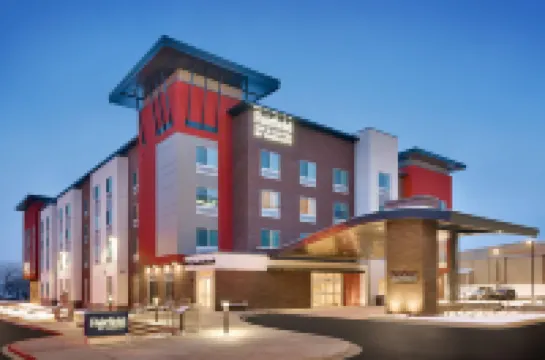 Fairfield Inn & Suites Denver West/Federal Center Hotels in Jefferson County
