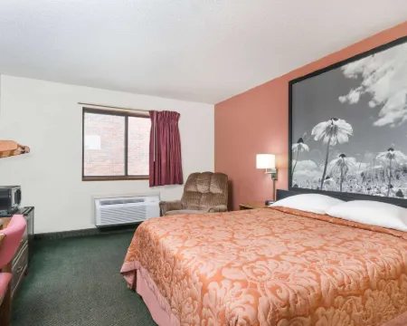 Super 8 by Wyndham Perham Hotels in Perham