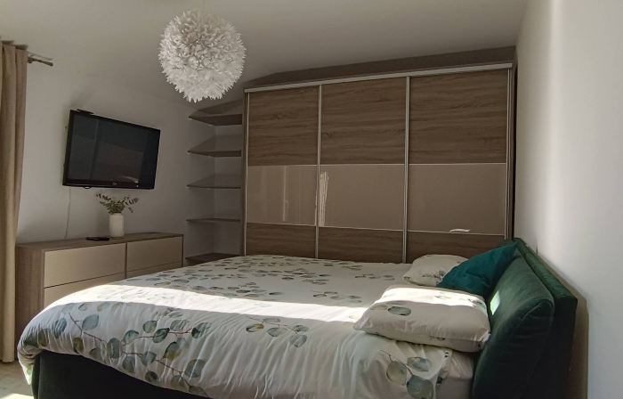 Apartments Raffaello 3-Bedroom Apartment with Shared Pool