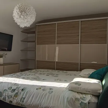 Apartments Raffaello 3-Bedroom Apartment with Shared Pool
