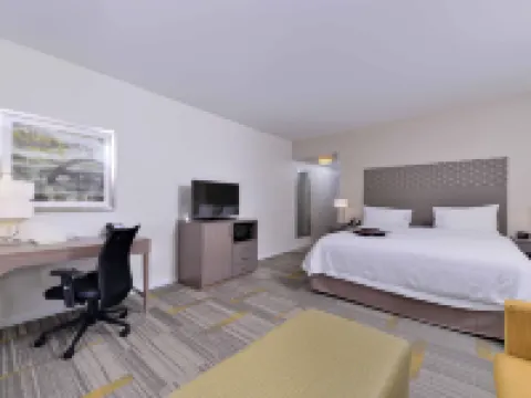 Hampton Inn & Suites Shelby Hotels in Shelby