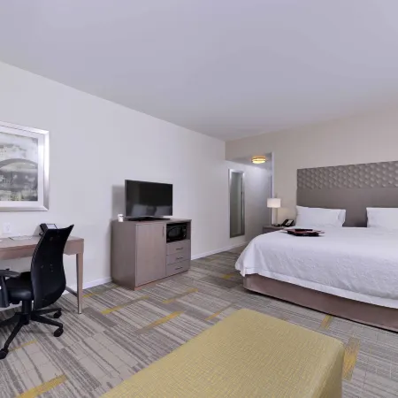 Hampton Inn & Suites Shelby