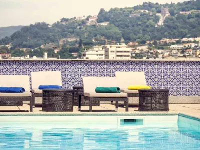 Mercure Braga Centro Hotel Отели рядом с достопримечательностью «Бон-Жезуш-ду-Монте»