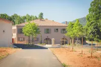 Le Baguier Hotels in Forcalqueiret
