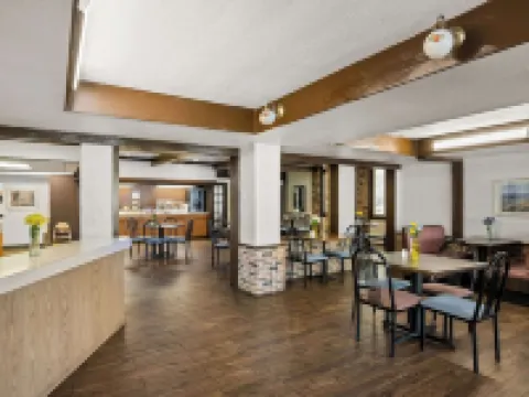 Econo Lodge Manistee Hotels in Manistee