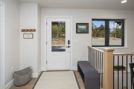 Cozy Guest House In The Chugach Mountains Отели рядом с достопримечательностью «Чагч Стейт Парк Индиан Крик»
