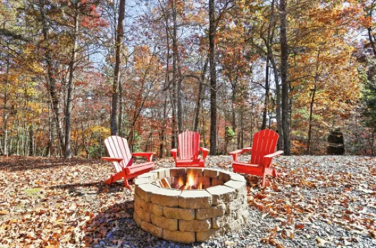 Mountain views~Near the River~Playground~Pet Friendly!