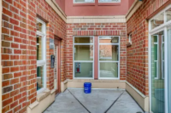 Pottery Barn Perfect Steps 2 LightRail, Mall, Restaurants, Shop, Schwab,Skyridge Hotels in Lone Tree