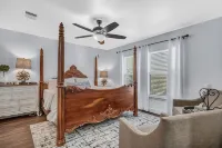 The Green Emerald Close to Down Town Brenham - 3-Star