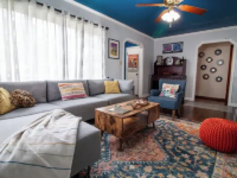 Riverfront Retreat with Dock! Just a few minutes from the local boat ramp Hotels in Nitro