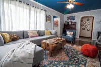 Riverfront Retreat with Dock! Just a few minutes from the local boat ramp Hotels in Nitro