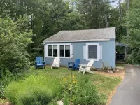 Beach Cottage in the Trees and Near the Sea.Bigger Than it Looks!!