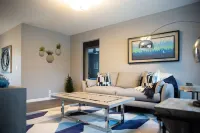 Fully Renovated 2BR 1BA Gorgeous Executive Home