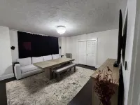 Spacious and luxurious 3-bedroom home w/jetted bathtub