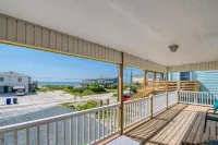 MareBella 2nd row Ocean front with Gorgeous sunrises Hotels in Stump Sound