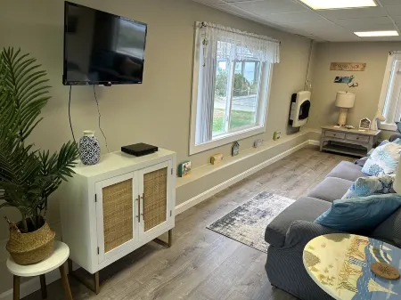 Beach Lovers Paradise!  Cozy 3 bedroom home steps from the beach.