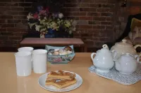 Whitefriars, Rye - Central Location with Parking for 3 Cars - Large Family Home - Boutique