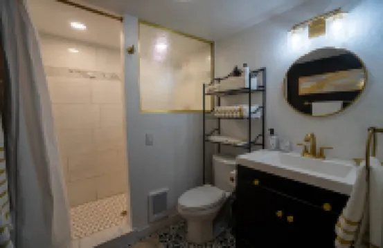 The Green House - Minutes from the Entrance to Crater Lake National Park