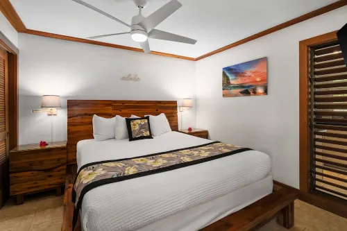 Remodeled Ground Floor Beach Condo with New A/C. KP #441, steps from the ocean!