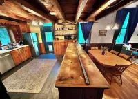 Old School 7 - Charming 2-bedroom historic home in welcoming Mansfield