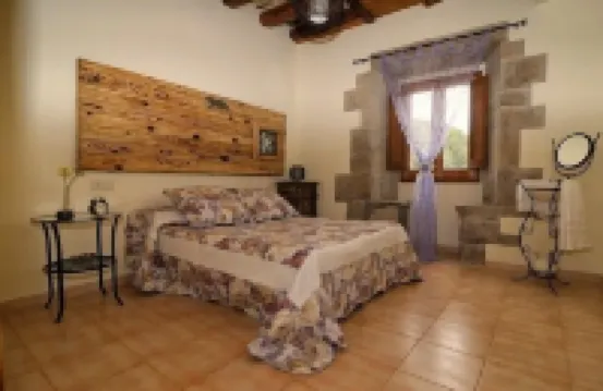 Rural house (full rental) Masia Pallares de Dalt for 10 people
