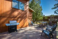 Midcentury Modern Bungalow Bethel Woods/White Lake Hotels in White Lake