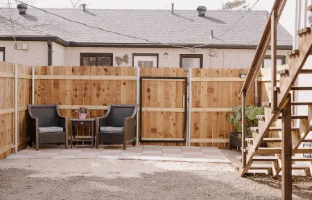 Quiet well lit studio loft just minutes from historical downtown. Отели в г. Амарилло