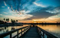Quiet Neighborhood 10 Minutes from the Beach and Minutes from Great Eats - 2-Star