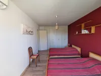 Maison à 3mn à Pied de la Plage et Restaurants et 5 du Port Avec Commerces Hotels in Carqueiranne