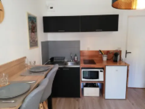 Studio in the City Center with Terrace and Secure Parking