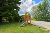 Beautiful Log Cabin on Horse Farm The Holy Cow