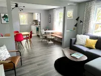 Near DT Madison - One Block from Lake Monona & Lake Loop Bike Path Hotels in Monona