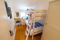 Preseli Cottage, Wynd Hill Hideaway - Walk to Coast Path, Beach and Pub!