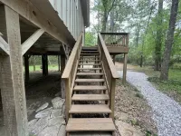 2 BDRM Treehouse Hideaway- Lake Conroe | Boat ramp