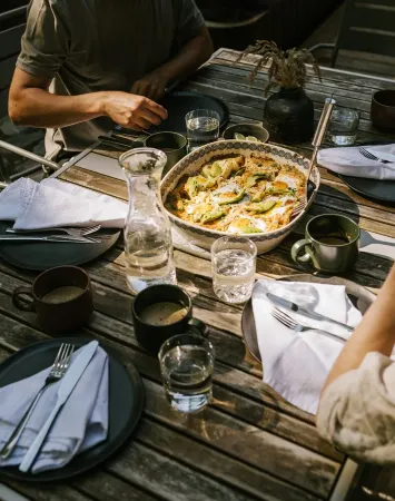 Mt Baker Cabin w/ Hot Tub, Sauna, Firepit, BBQ