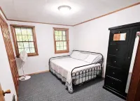 Taigh Loch - Lake Region Retreat!