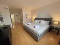 Stunning apt! Oceanview! Parking