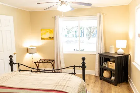 Quiet and Relaxing Neighborhood Great Location for Fun at Guntersville Lake