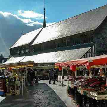 Appartement Typique de 54 m², Plein Centre au Calme Others