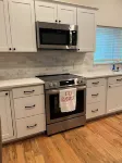 Sleeps 4, Private, 1-King BR, Murphy Bed in Living Rm, off Timothy and 10 loop